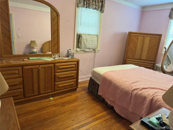 $999,999 | 1266 Mace Avenue | Pelham Gardens