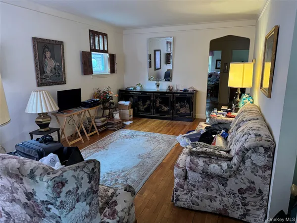 $999,999 | 1266 Mace Avenue | Pelham Gardens