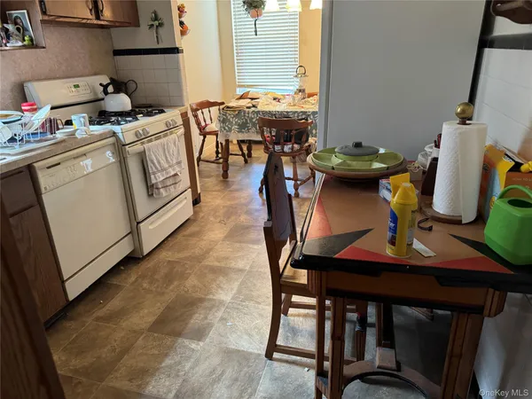 $999,999 | 1266 Mace Avenue | Pelham Gardens