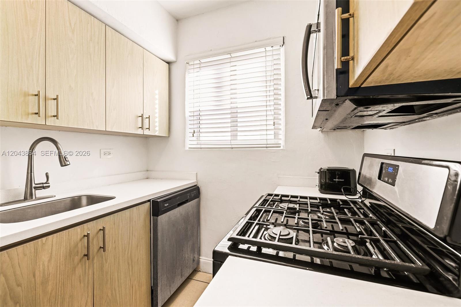 7340 Harding Avenue, Unit 16 Miami Beach, FL 33141 - Photo 5 of 13