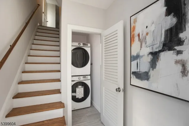 $4,200 | 122 North Fullerton Avenue, Unit 2, Montclair, NJ 07042