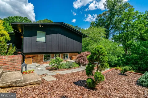 $1,750,000 | 1927 Marthas Road, Alexandria, VA 22307