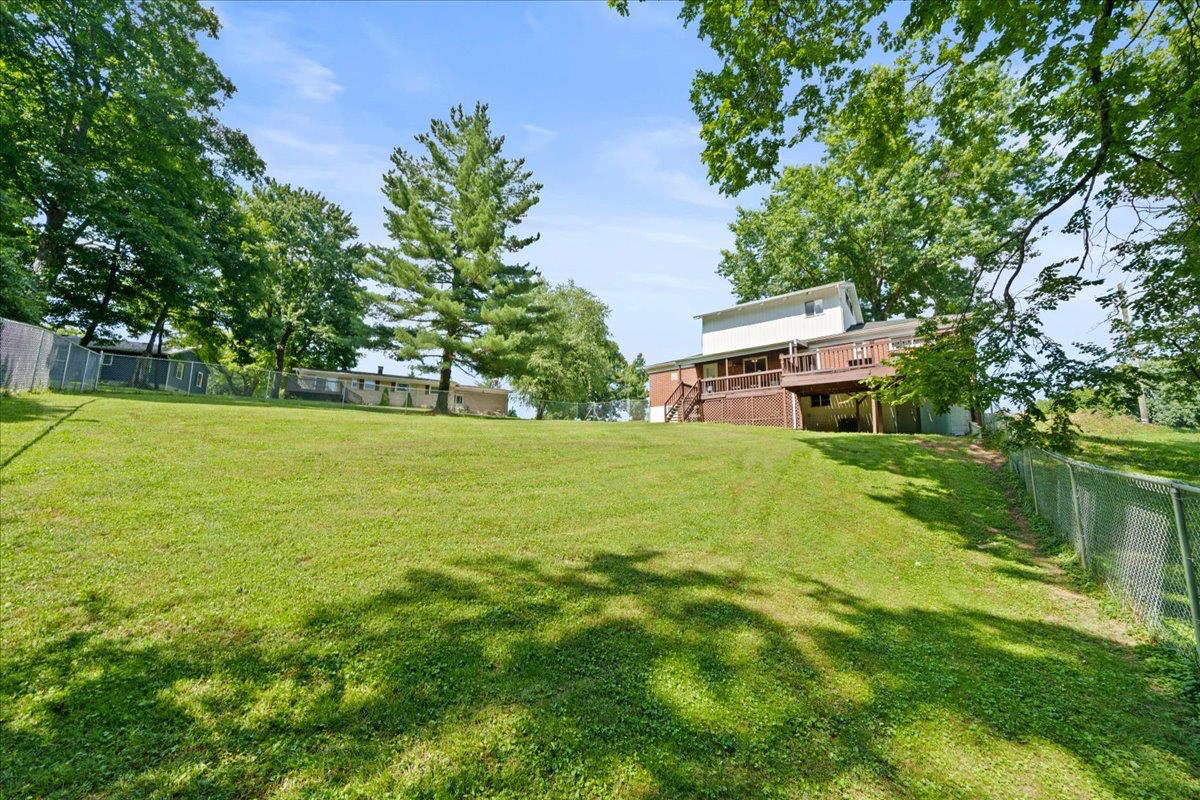 102 Hillcrest Road Aurora, IN 47001 - Photo 28 of 36 Gallery Image 28