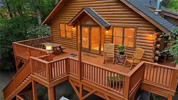 $684,000 | 176 Raven View, Boone, NC 28607