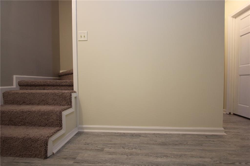 818 Springlake Road Lawrenceville, GA 30045 - Photo 11 of 64