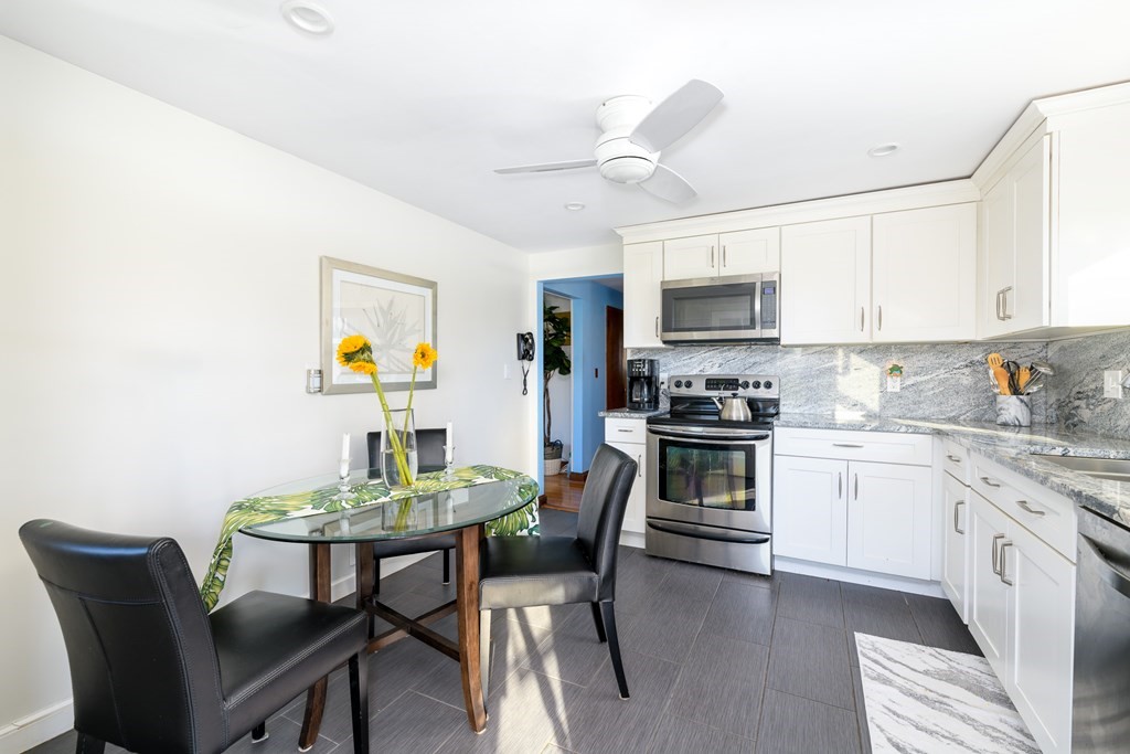 30 Muriel Road Swampscott, MA 01907 - Photo 5 of 16 Gallery Image 5