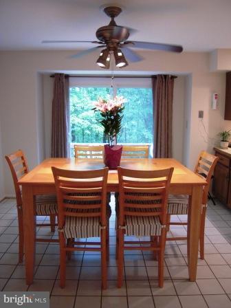 6812 Earthstar Court Springfield, VA 22152 - Photo 17 of 29 Breakfast room