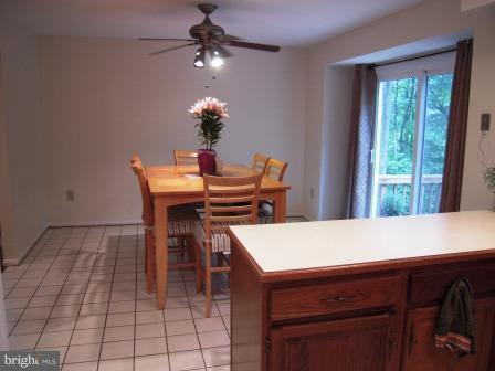 6812 Earthstar Court Springfield, VA 22152 - Photo 10 of 29 Breakfast room