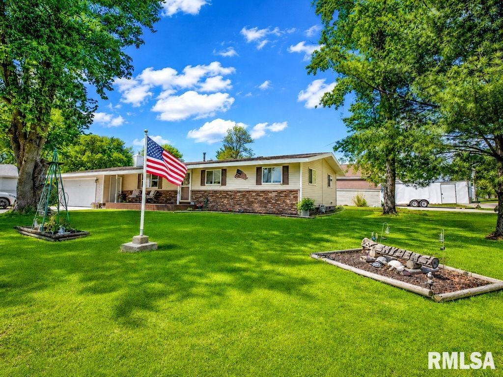 18519 Main Street Trivoli, IL 61569 - Photo 2 of 42