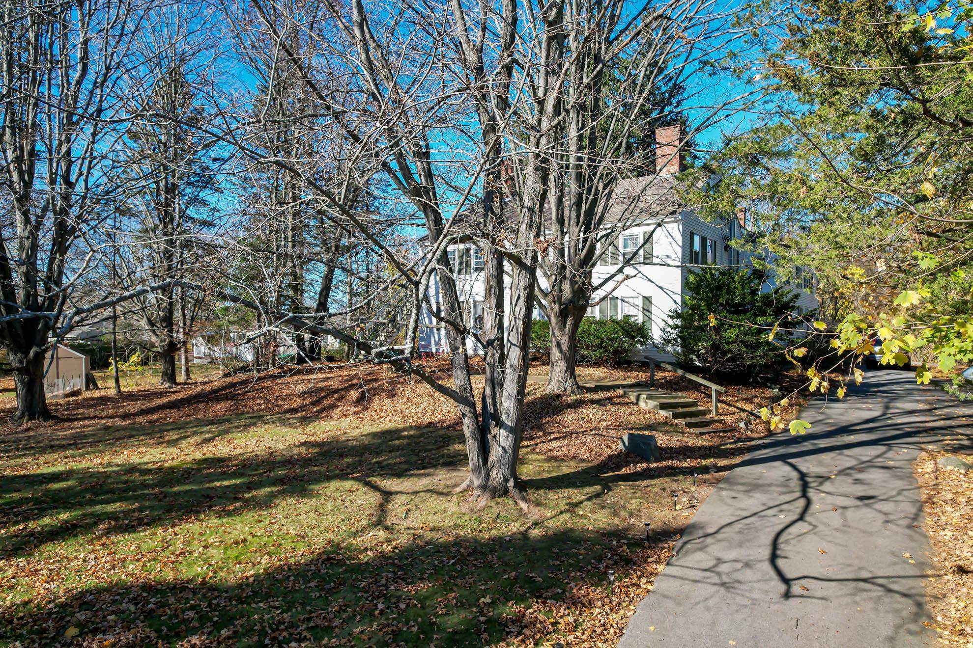 14 Bittersweet Lane, Unit 4 Exeter, NH 03833 - Photo 17 of 24 Gallery Image 17