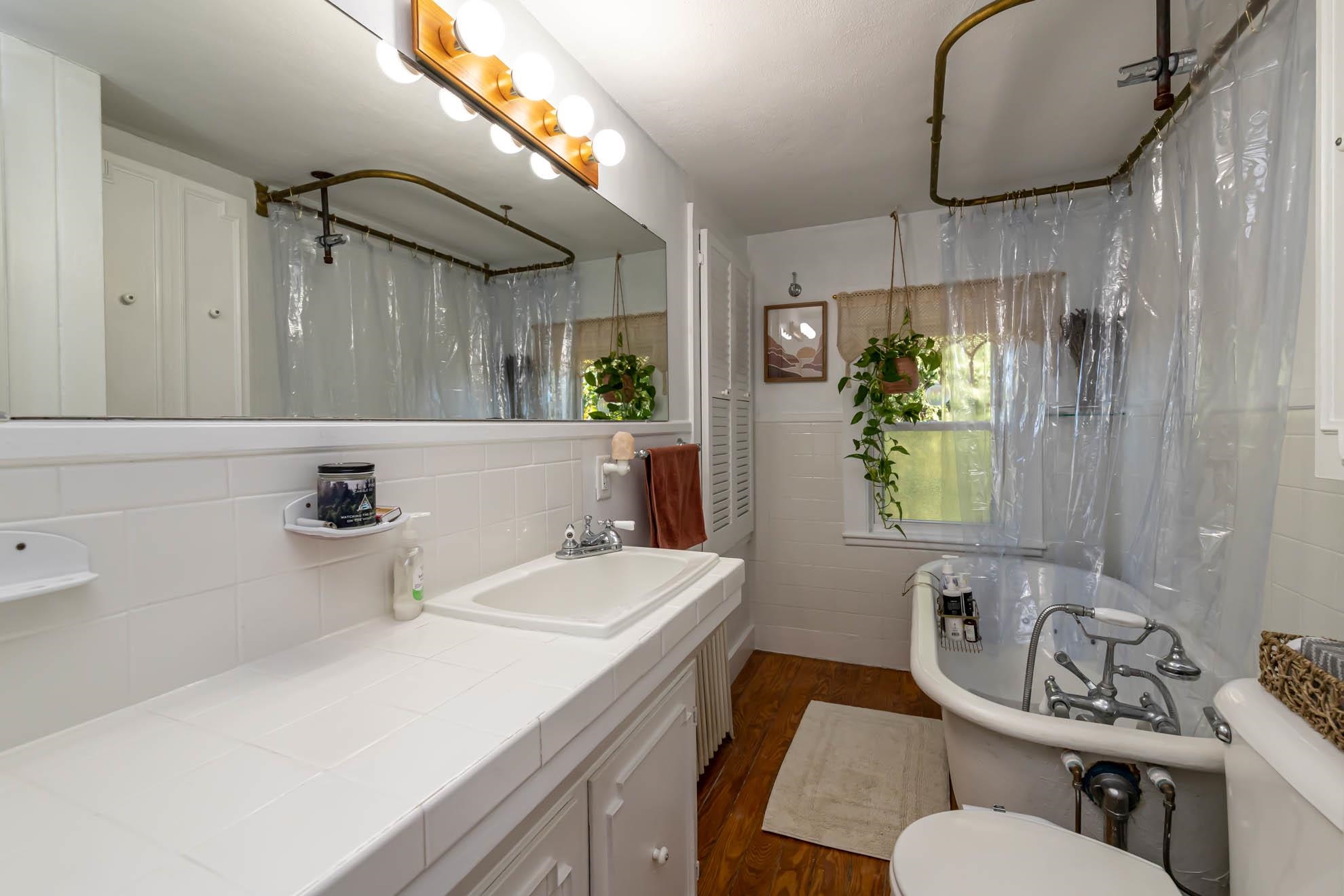 14 Bittersweet Lane, Unit 4 Exeter, NH 03833 - Photo 8 of 24 Gallery Image 8