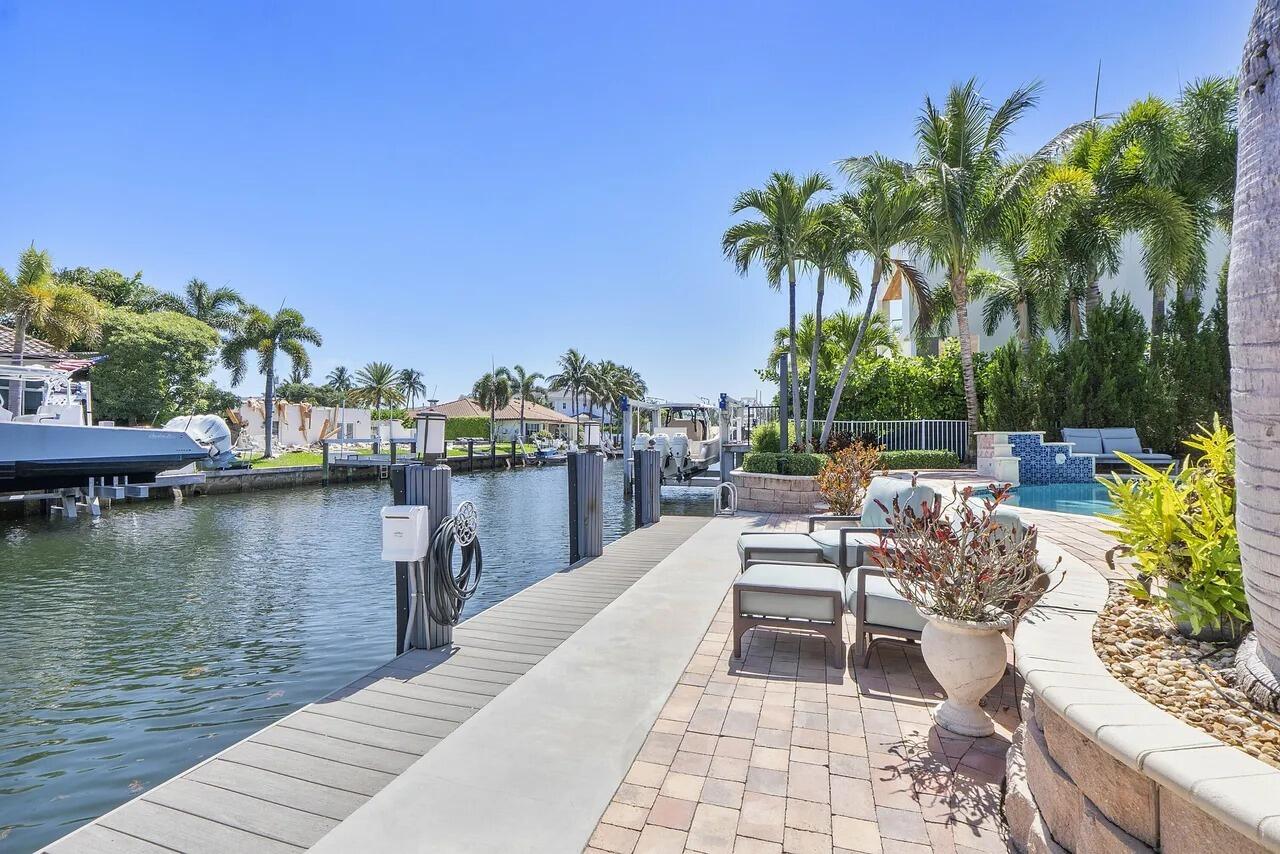 725 Northeast 36th Street Boca Raton, FL 33431 - Photo 13 of 33 photo_39_3220934503