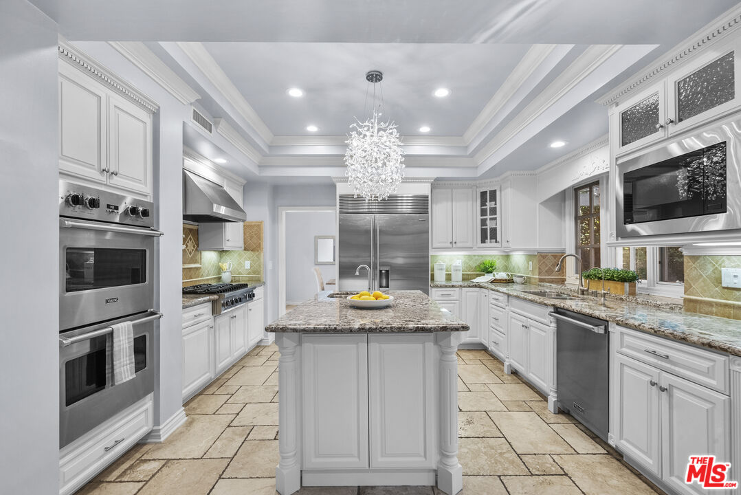 18779 Willowtree Lane Porter Ranch, CA 91326 - Photo 15 of 63