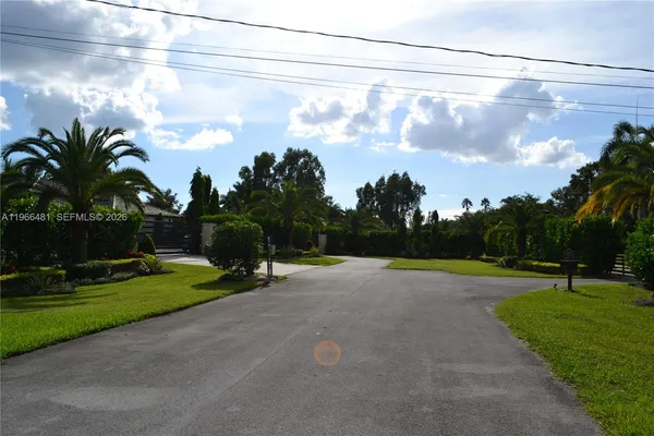 $15,000 | 5425 Southwest 190th Avenue, Unit 1, Southwest Ranches, FL 33332