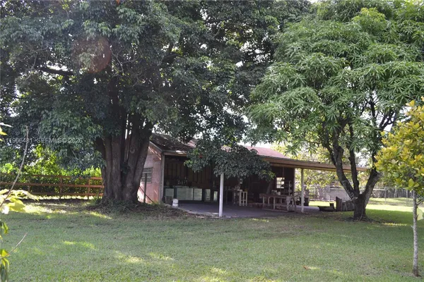 $15,000 | 5425 Southwest 190th Avenue, Unit 1, Southwest Ranches, FL 33332