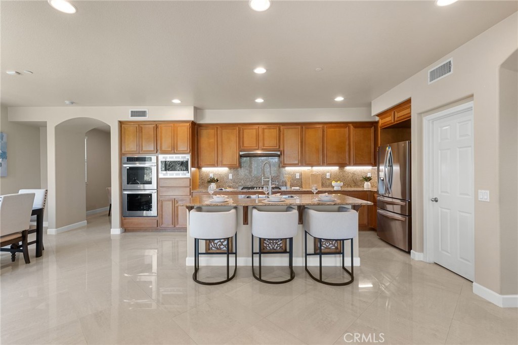 4068 Shady Ridge Circle Corona, CA 92881 - Photo 30 of 67