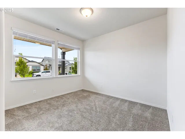 $450,000 | 1555 Adams Street, Independence, OR 97351