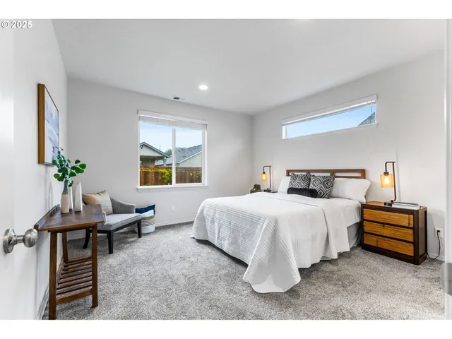 $450,000 | 1555 Adams Street, Independence, OR 97351