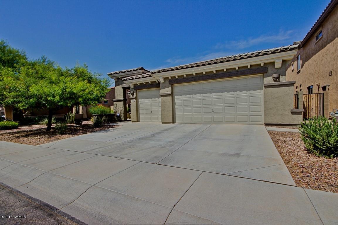2122 North Rascon Loop Phoenix, AZ 85037 - Photo 3 of 28 Rascon (3)