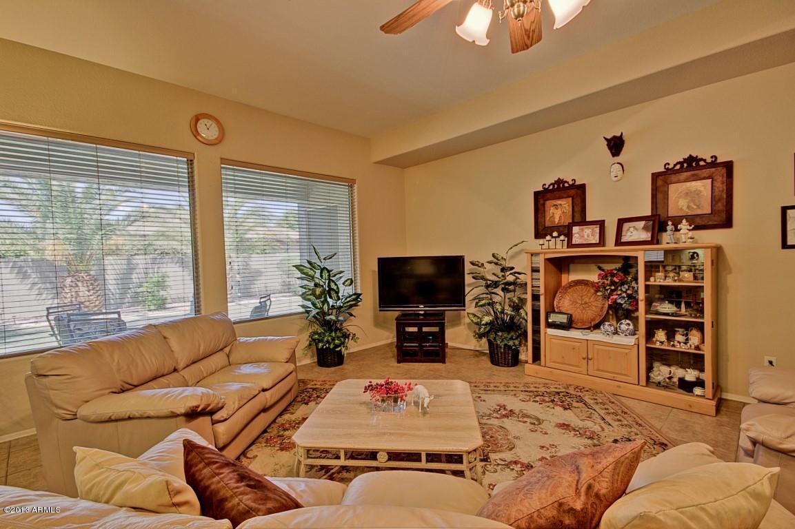 2122 North Rascon Loop Phoenix, AZ 85037 - Photo 5 of 28 Rascon (5)