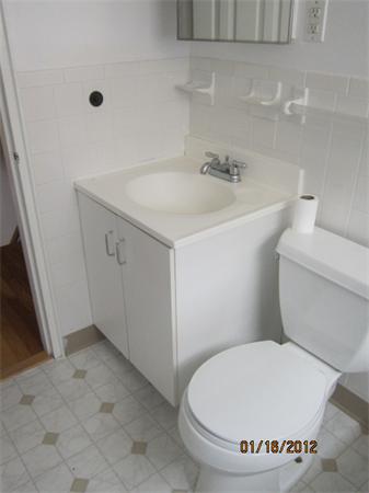 44 Charles Road, Unit 44 Winchester, MA 01890 - Photo 5 of 8