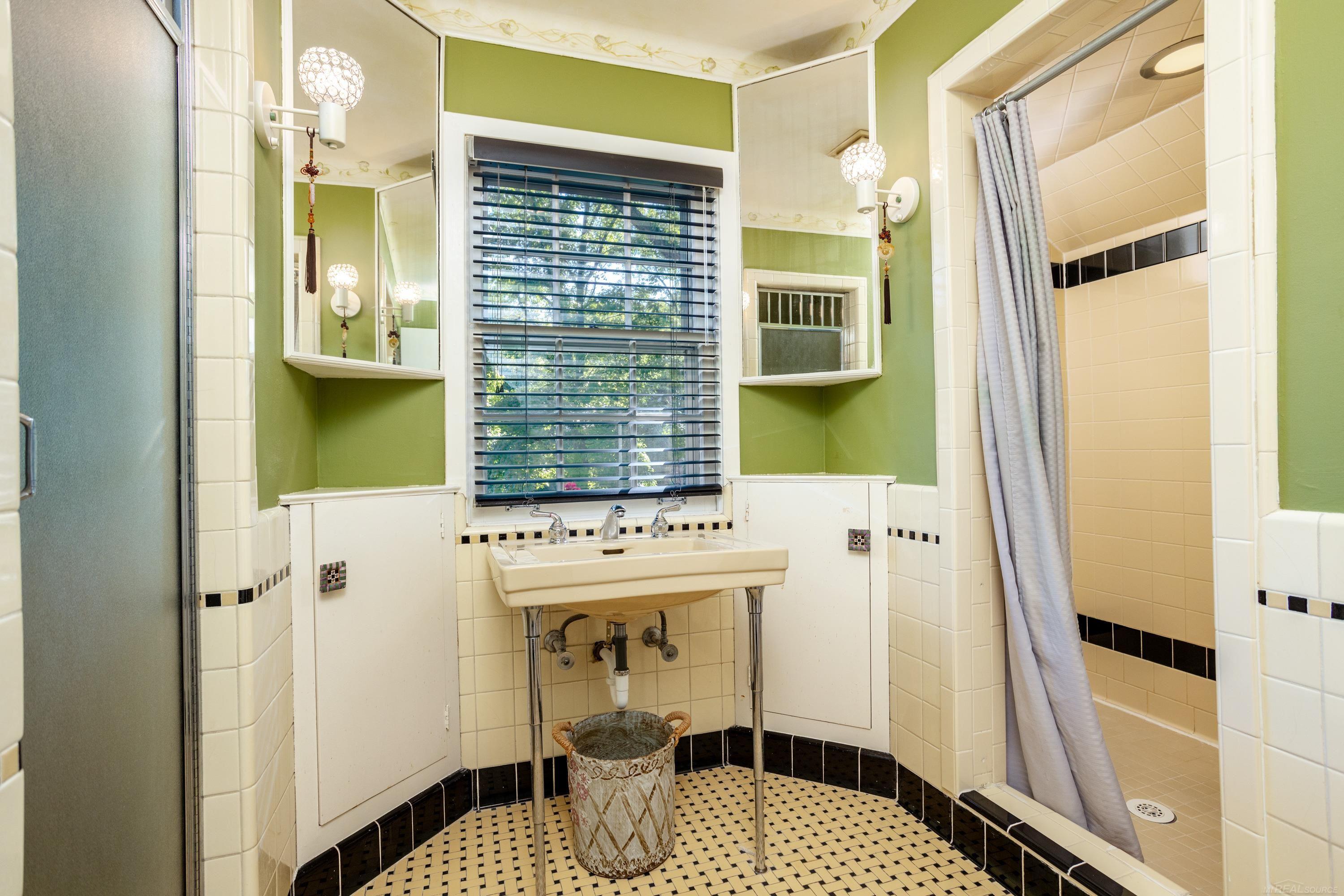 1115 Whittier Road Grosse Pointe Park, MI 48230 - Photo 30 of 68
