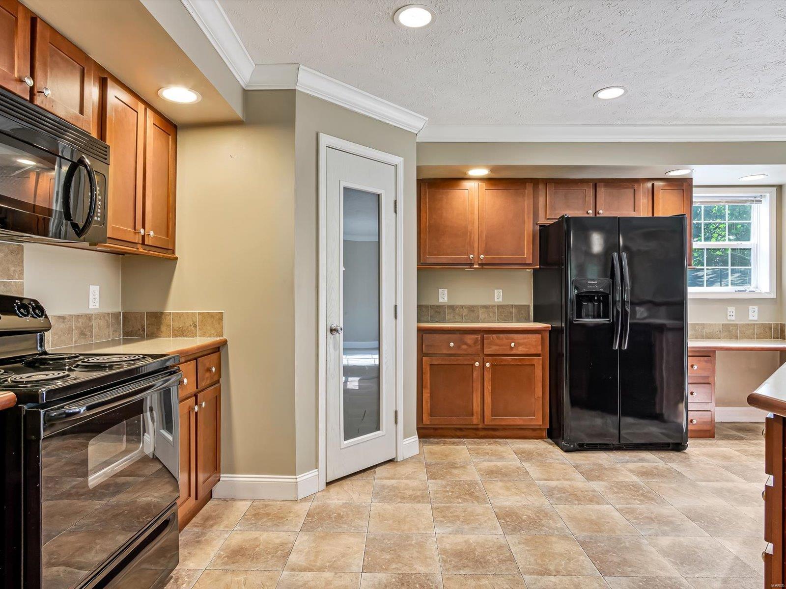 309 Union Hill Road Fairview Heights, IL 62208 - Photo 4 of 30 Gallery Image 4