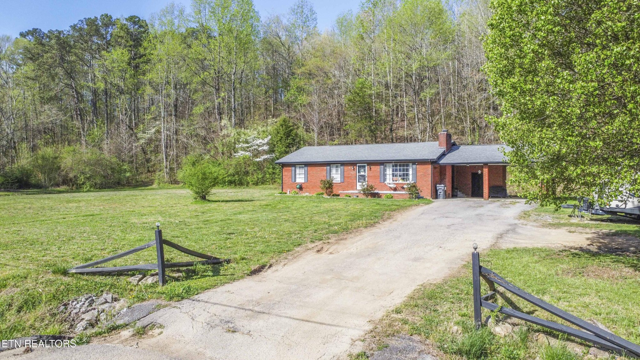 624 Baumgartner Road Harriman, TN 37748 - Photo 1 of 54 Gallery Image 1