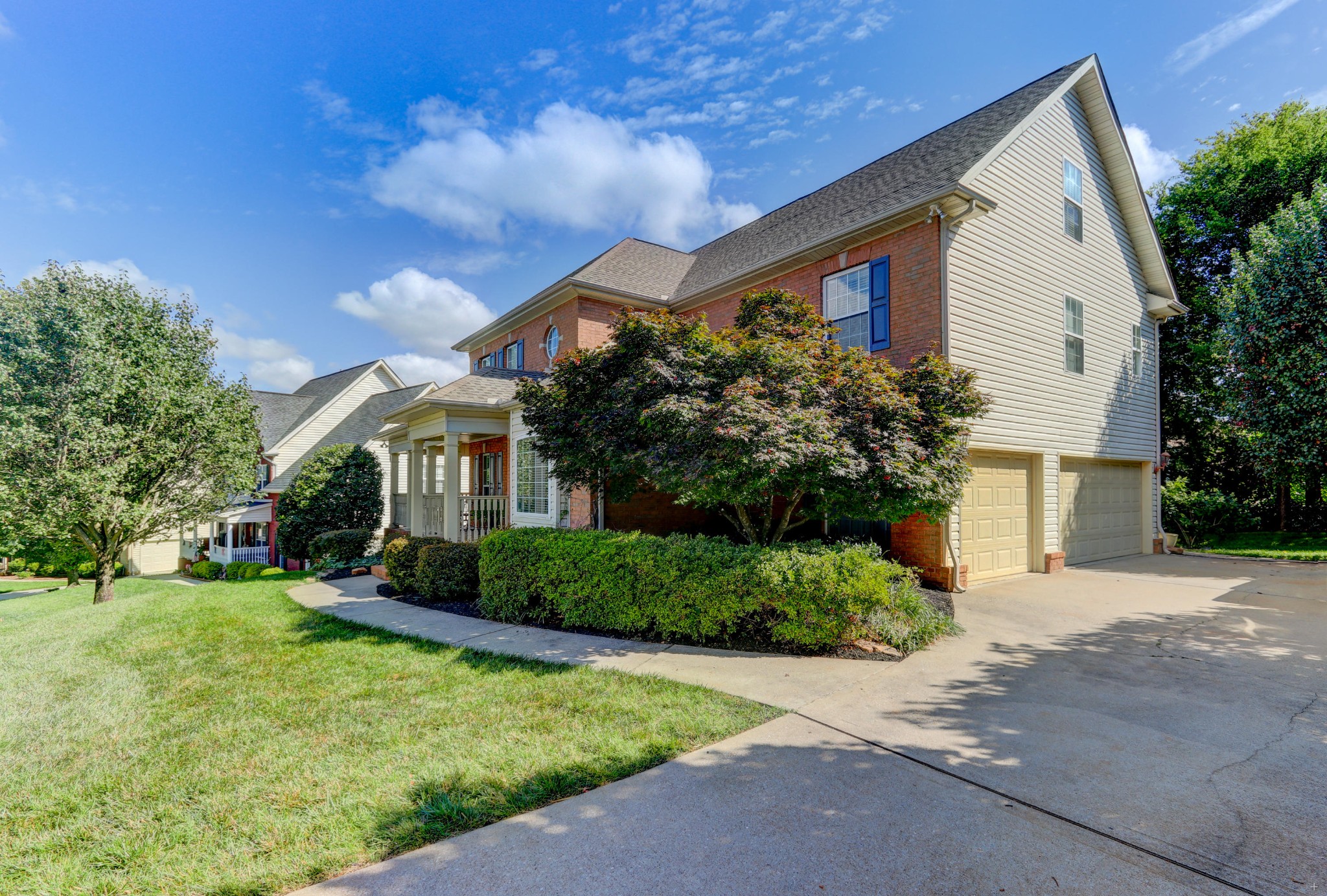 12613 Clear Ridge Road, Unit 2 Knoxville, TN 37922 - Photo 3 of 31 Gallery Image 3