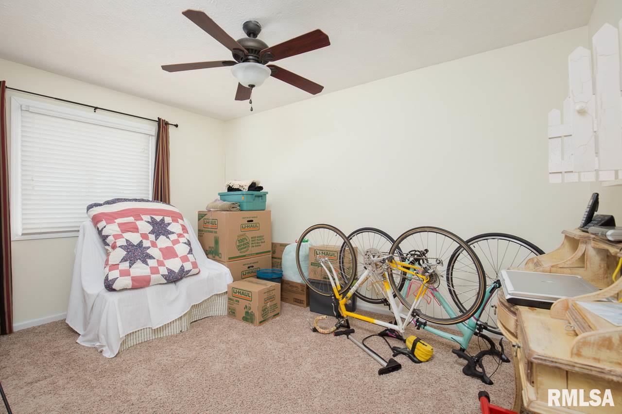 5638 Appomattox Road Davenport, IA 52806 - Photo 9 of 15 Gallery Image 9