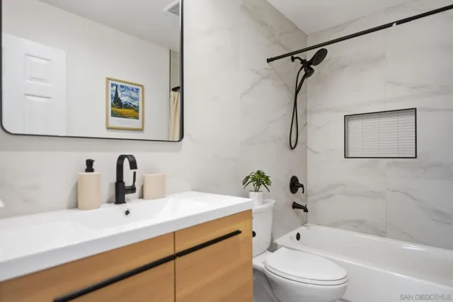 $929,000 | 183 Plumosa Street, Oceanside, CA 92058