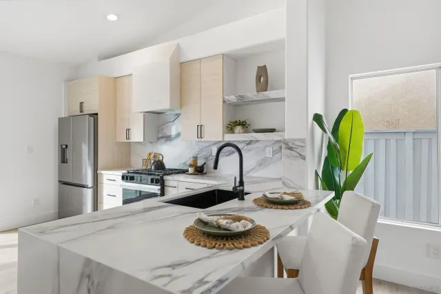 $929,000 | 183 Plumosa Street, Oceanside, CA 92058