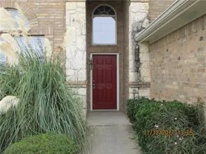 $2,500 | 601 Babbling Brook Drive, Saginaw, TX 76179