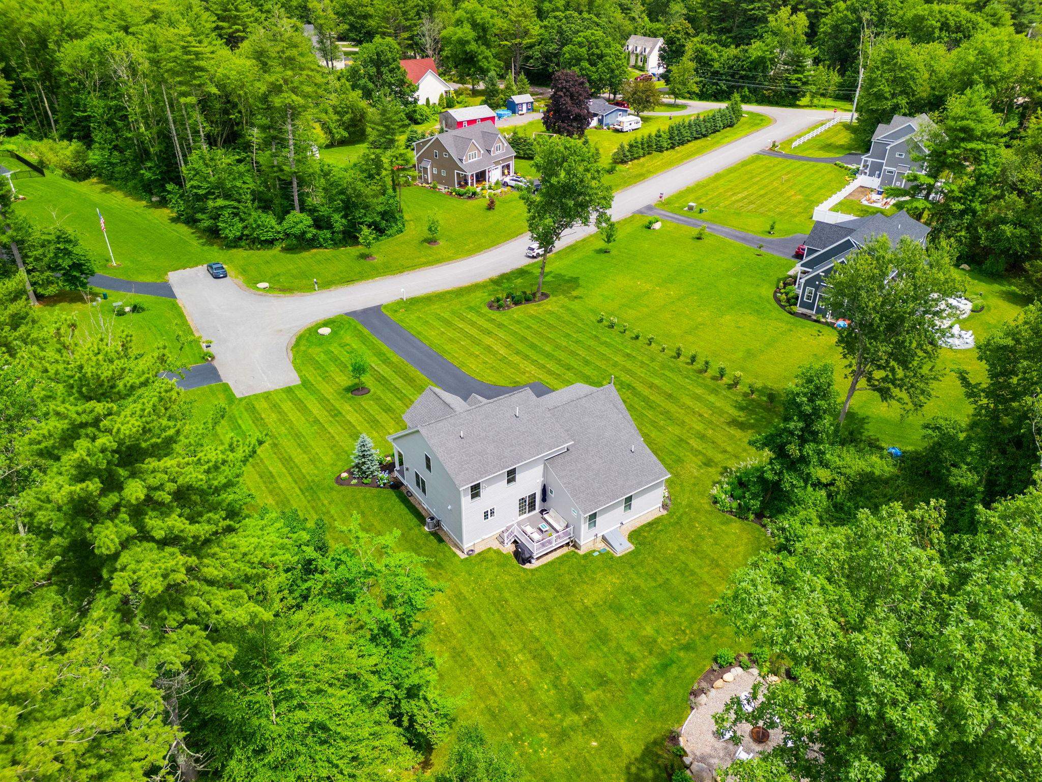 5 Barbaras Way Stratham, NH 03885 - Photo 33 of 40 Gallery Image 33