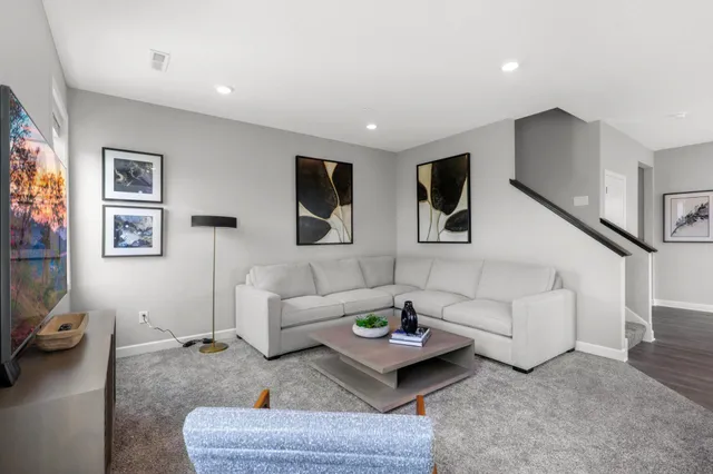 $3,670 | 190 Jean Ave Lake North, Lake Elmo, MN 55042