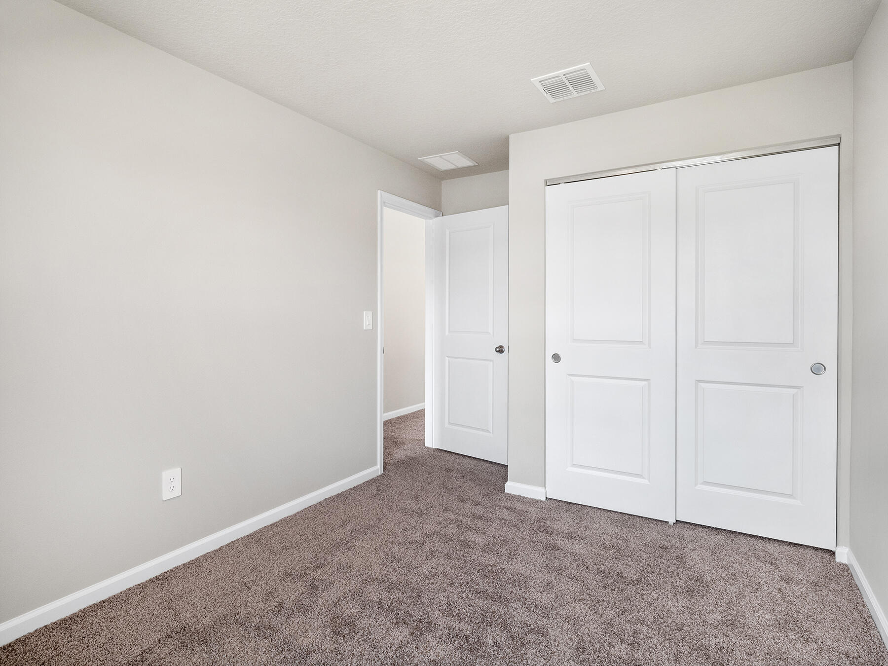 5745 Southeast Edgewater Circle Stuart, FL 34997 - Photo 25 of 38 P1079156-LS-EDIT-1