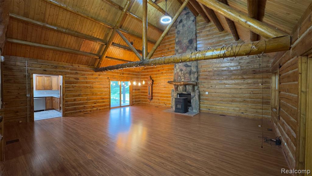 2608 East Sutton Road Metamora, MI 48455 - Photo 3 of 64