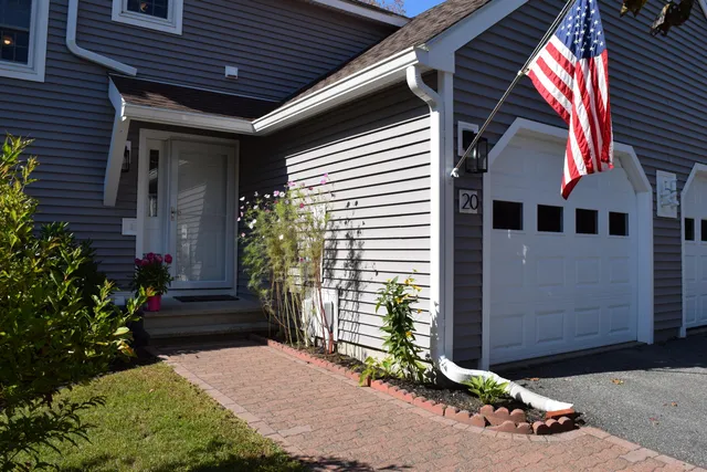 $389,000 | 20 Sadler Drive, Unit 20, Brunswick, ME 04011