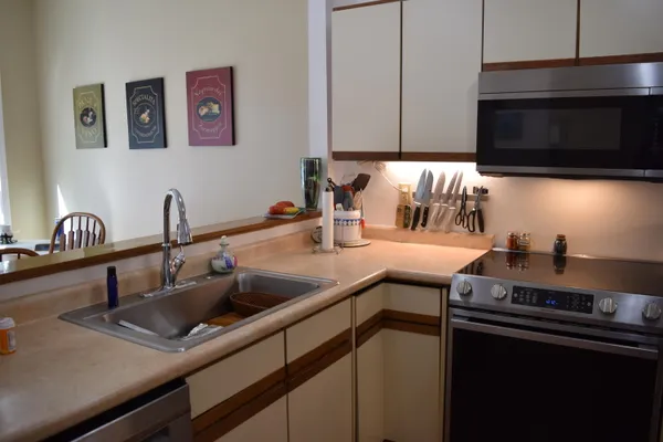 $389,000 | 20 Sadler Drive, Unit 20, Brunswick, ME 04011