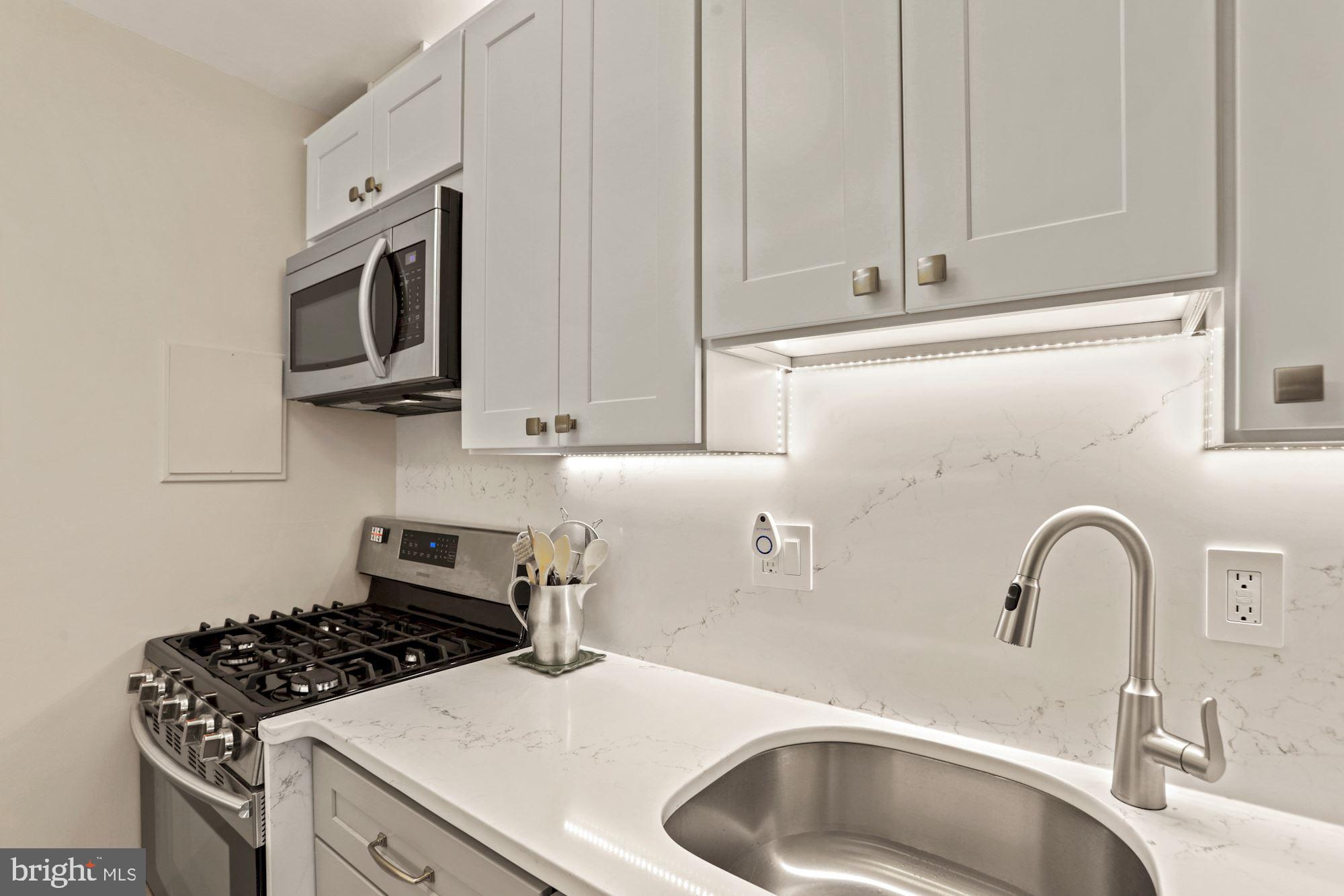 2711 Ordway Street Northwest, Unit 305 Washington, DC 20008 - Photo 11 of 31