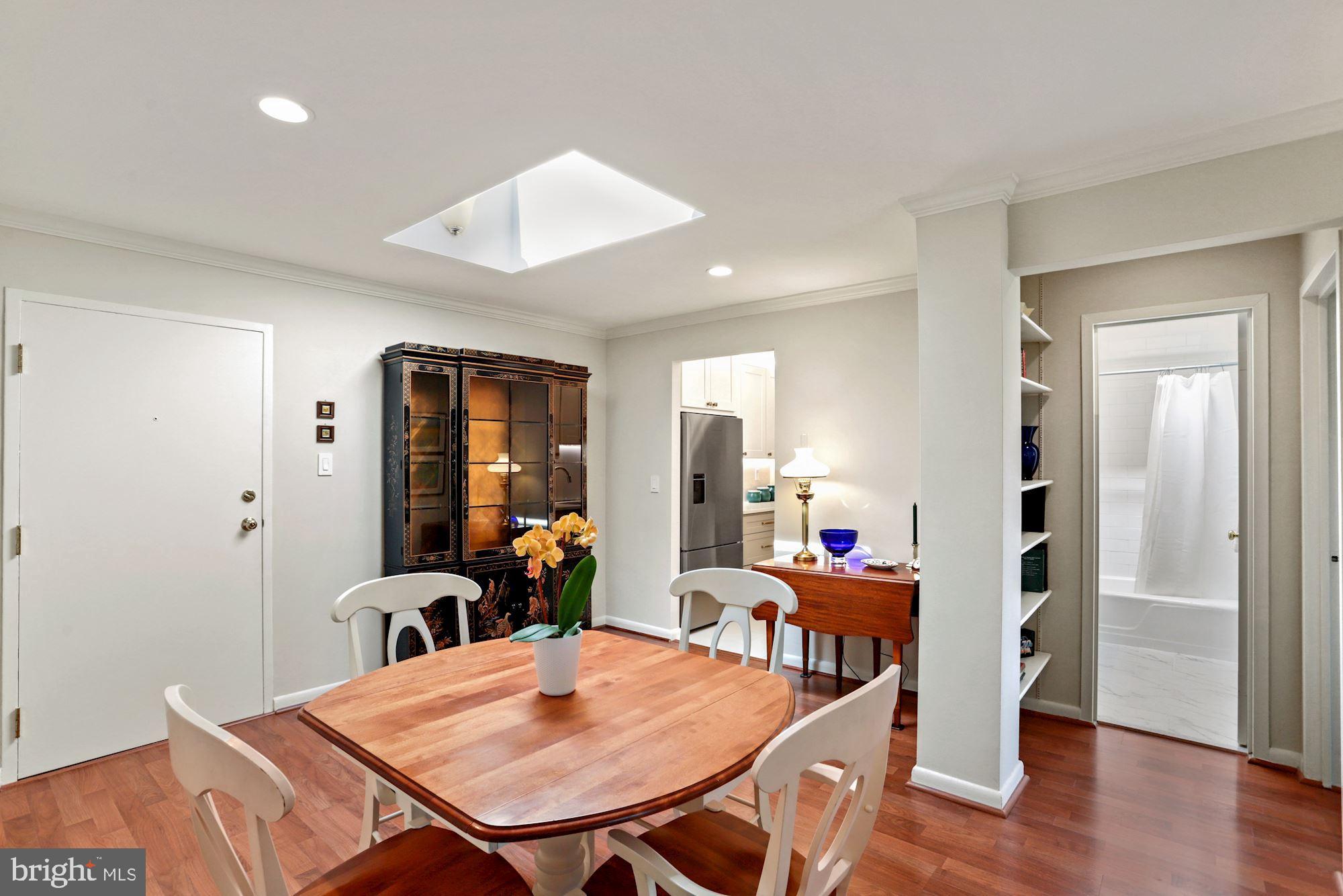 2711 Ordway Street Northwest, Unit 305 Washington, DC 20008 - Photo 9 of 31