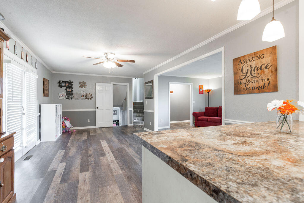401 Graham Circle Rock Spring, GA 30739 - Photo 15 of 40 401Graham-18
