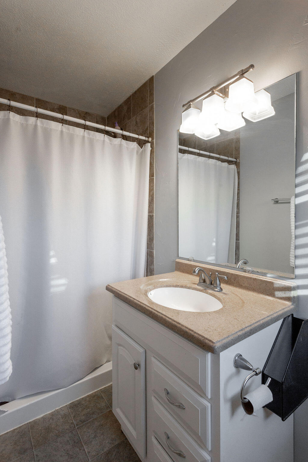 401 Graham Circle Rock Spring, GA 30739 - Photo 24 of 40 401Graham-27