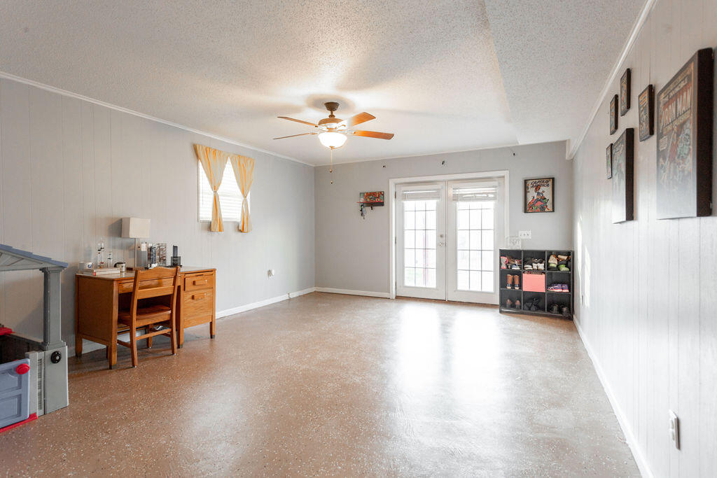 401 Graham Circle Rock Spring, GA 30739 - Photo 29 of 40 401Graham-32