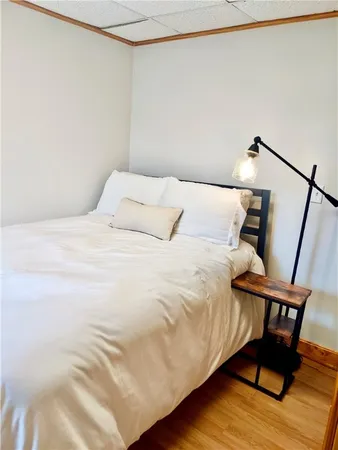 $4,250 | 20 Lee Avenue, Unit 2, Newport, RI 02840
