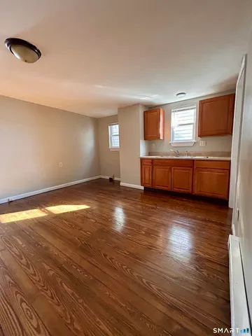 $1,600 | Undisclosed Address, Killingly, CT 06239