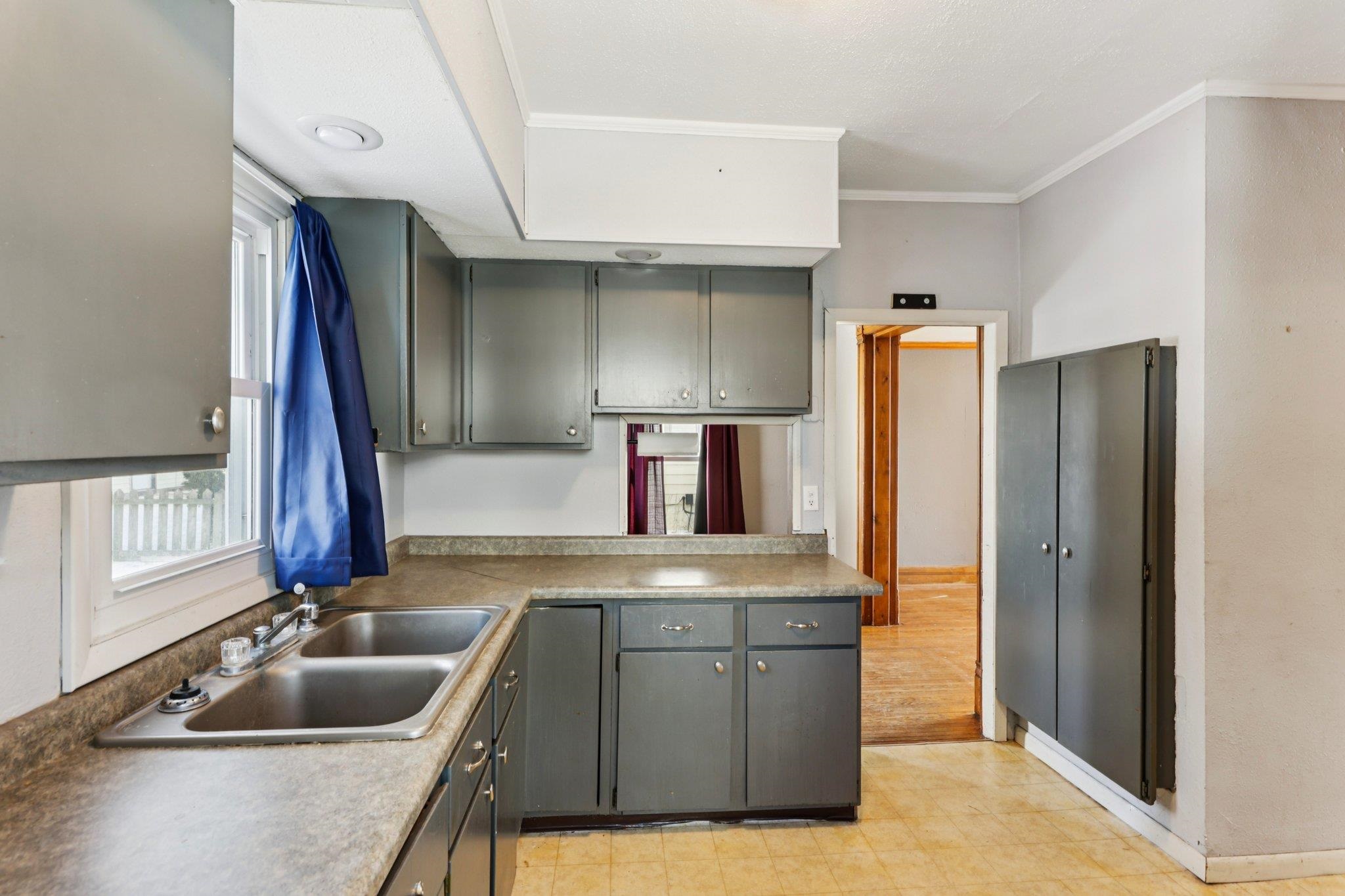 1215 10th Street Monroe, WI 53566 - Photo 14 of 35