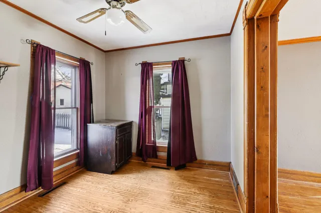 $189,900 | 1215 10th Street, Monroe, WI 53566