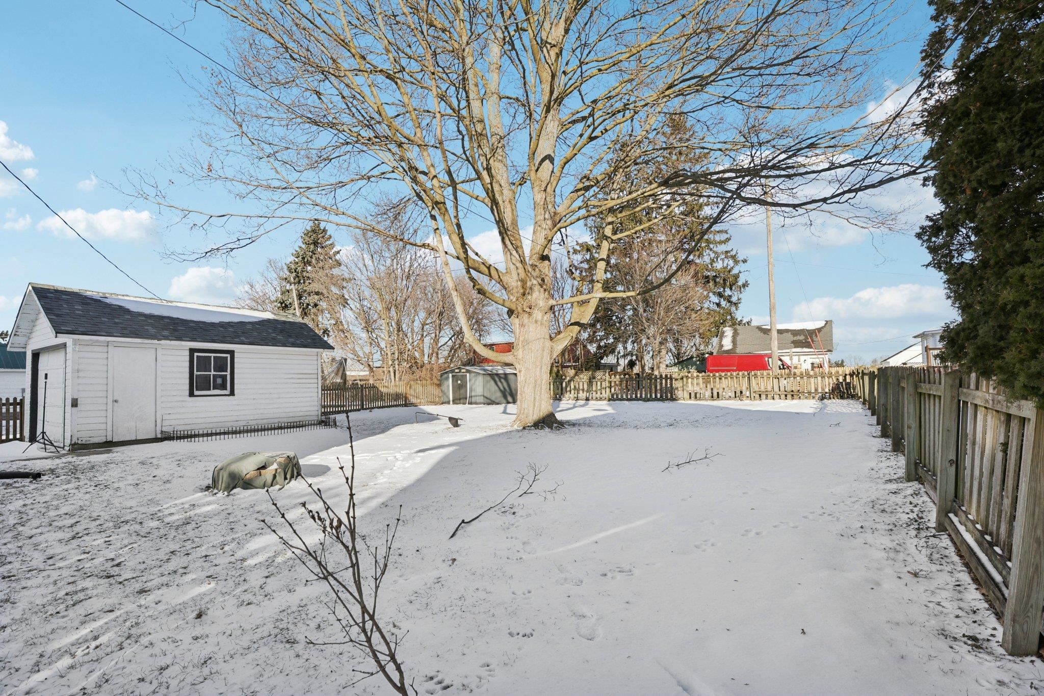 1215 10th Street Monroe, WI 53566 - Photo 31 of 35