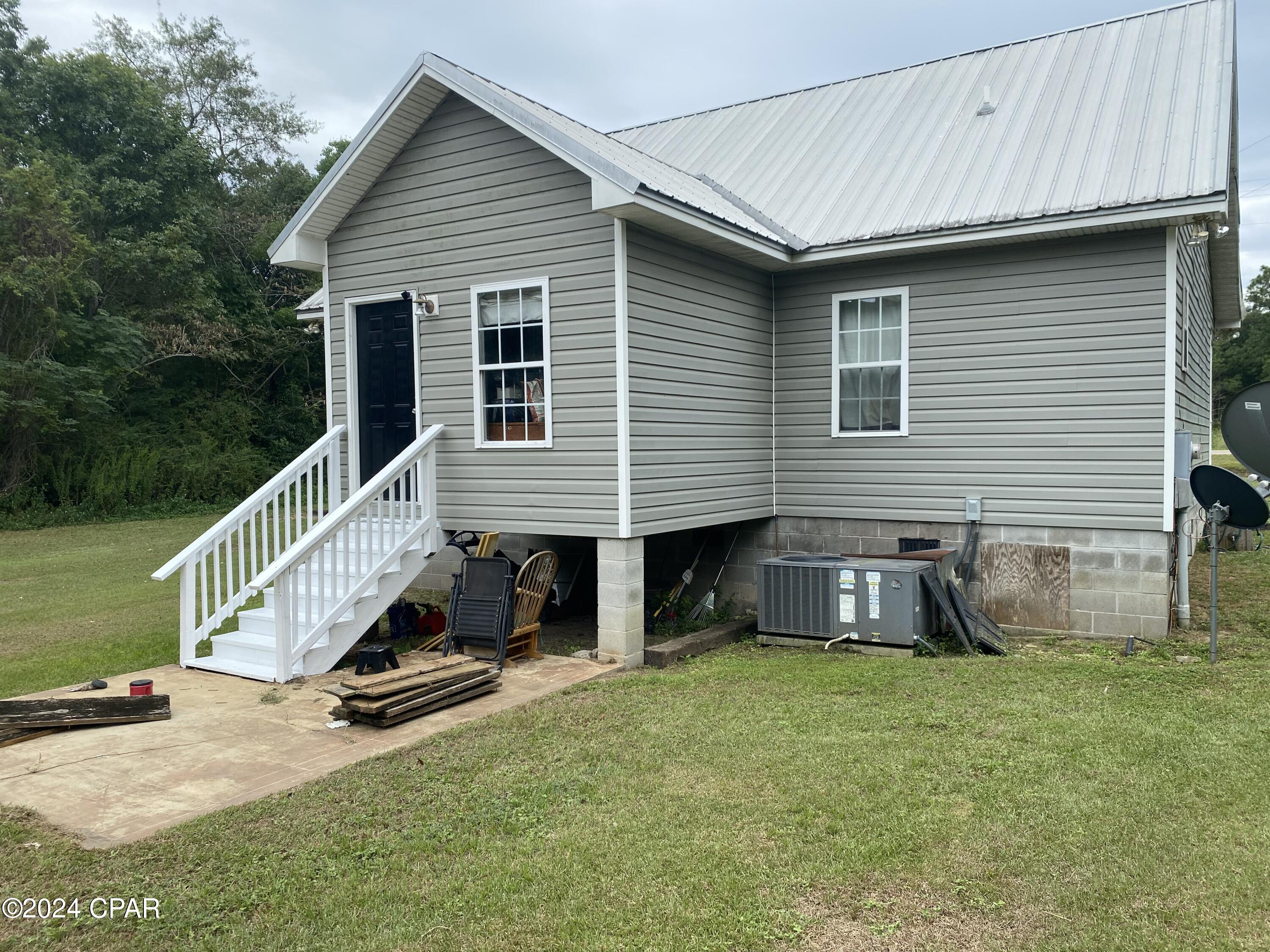 890 Son-In-Law Road Bonifay, FL 32425 - Photo 4 of 28 Gallery Image 4